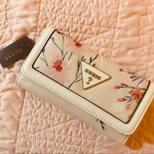 Guess Braelynn Wallet